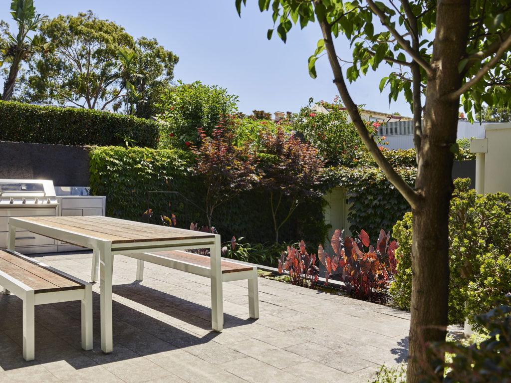 Tiling Style Garden design Ryan_St_180219_29161